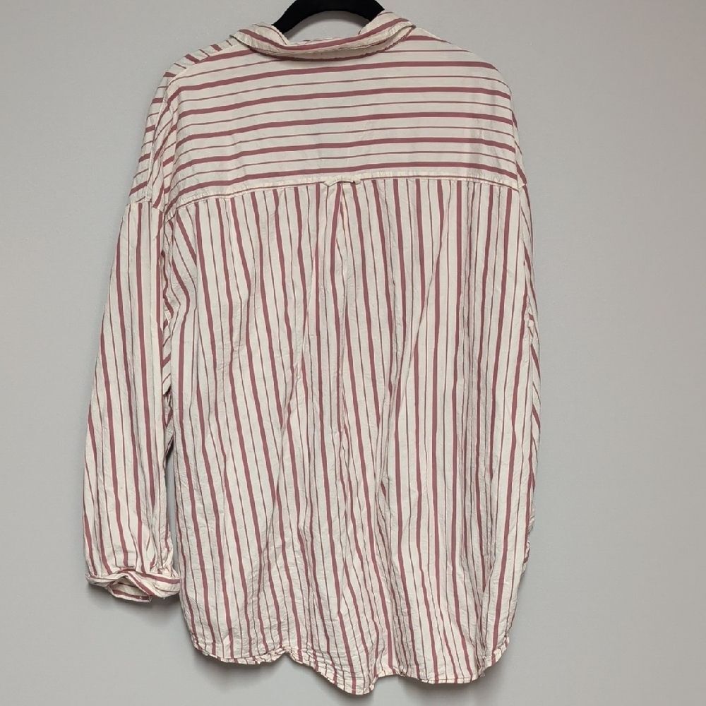 Old Navy Women's Red and White Striped Button Down Shirt - Picture 5 of 6